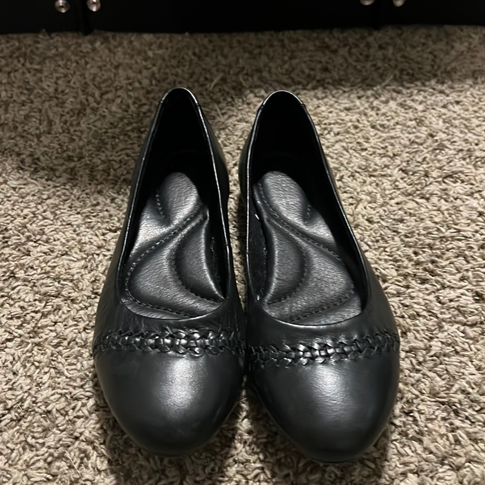 Born dress flats